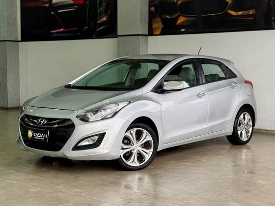 HYUNDAI I30 1.8 MPI 16V GASOLINA 4P AUTOMATICO